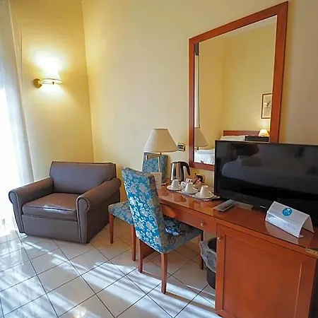 Adria 3* Бари