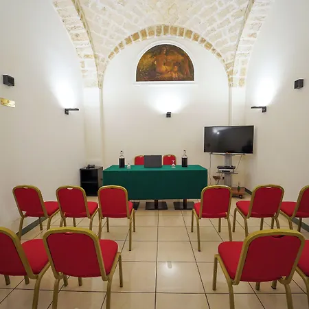 Adria Отель Бари