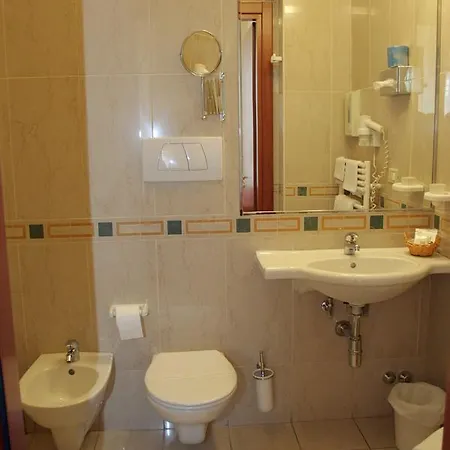 Hotel Adria 3*